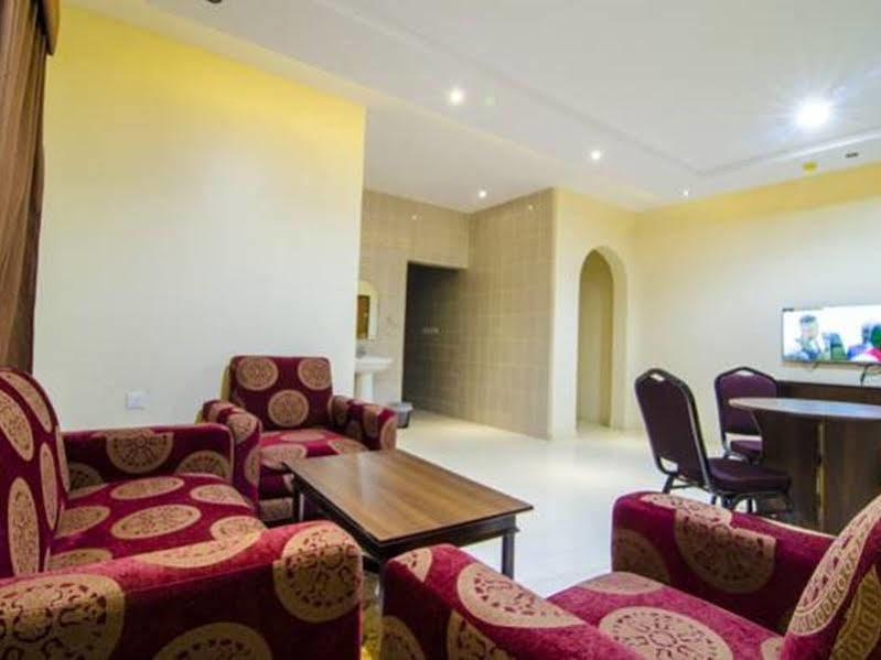 منازل المرجان للوحدات السكنية المفروشة Manzel Al Murjan Hotel Apartments Riadh Exterior foto